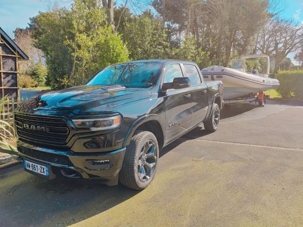 1 Day Express 35 - Transport routier de bâteau